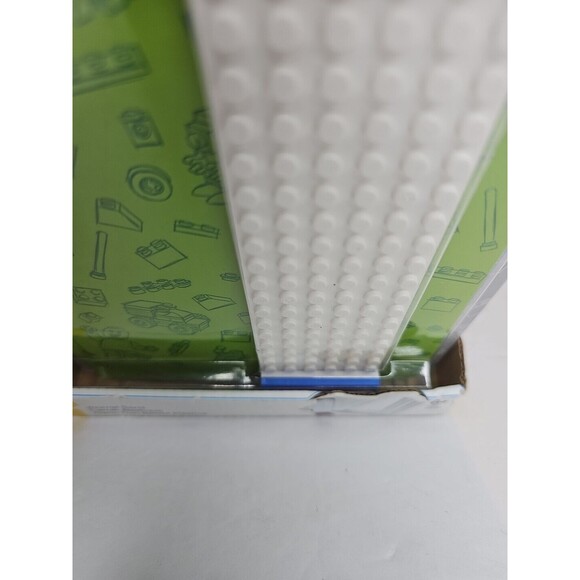 Lego Stationery Journal  Hardback w/ Building Band & Lego Water Bottle SET NEW - Picture 12 of 16